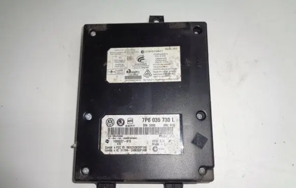 Volkswagen Touareg I Bluetooth control unit module 7P6035730L