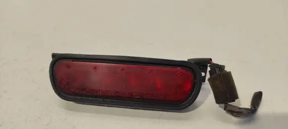KIA Sorento Third/center stoplight 927003E0 U301