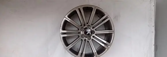Peugeot RCZ R18 alloy rim 9673495377