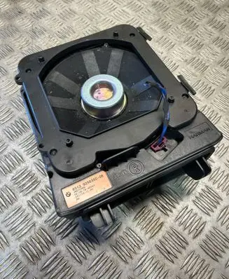 BMW 2 F45 Subwoofer speaker 9256350