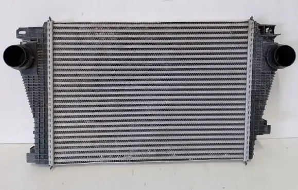 Chevrolet Camaro Intercooler radiator 84798309