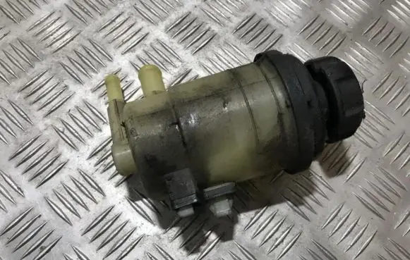 KIA Carens I Power steering fluid tank/reservoir