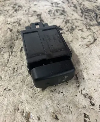 Mitsubishi Outlander Parking (PDC) sensor switch r23641