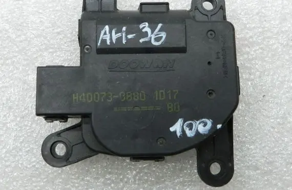Hyundai i40 Air flap motor/actuator H400730880