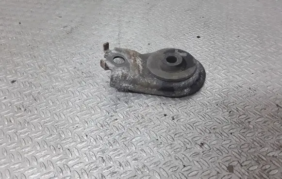 Mitsubishi Outlander Radiator mount bracket