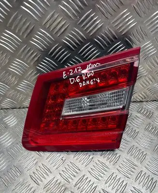 Mercedes-Benz E W212 Tailgate rear/tail lights A2128200864