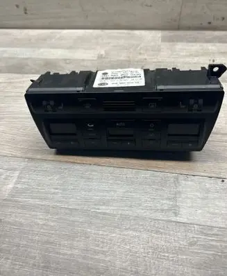Audi A6 S6 C5 4B Climate control unit 4B0820043Q D620001 5HB00760413