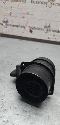 Volkswagen Golf III Mass air flow meter 0281002461 074906461B
