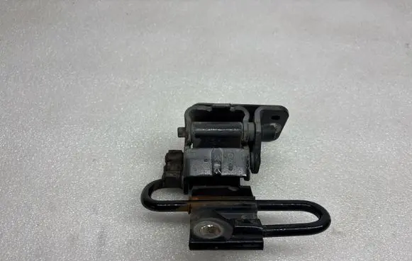 Audi A6 Allroad C6 Front door lower hinge 4B0831412B