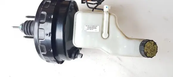 Ford Fusion II Brake booster DG982B195AC