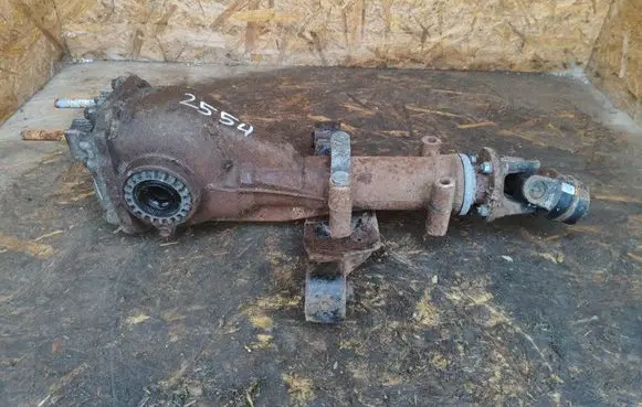 Subaru Forester SJ Gearbox transfer box case 38300AC300