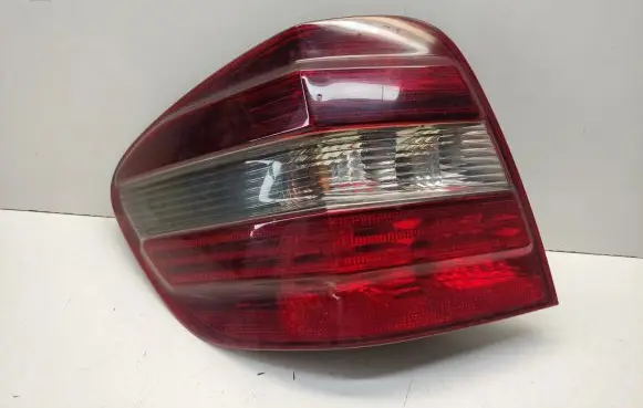 Mercedes-Benz ML W164 Rear/tail lights 404121L 404181L