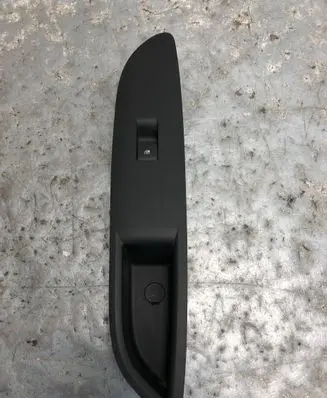 Opel Mokka Electric window control switch 95393864