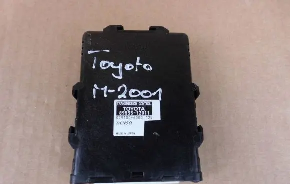 Toyota Auris E180 Gearbox control unit/module 8953512011