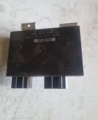Volkswagen PASSAT B5 Central body control module 1J0959799AH 5DK00795451