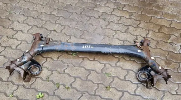 Volkswagen Polo IV 9N3 Rear axle beam 