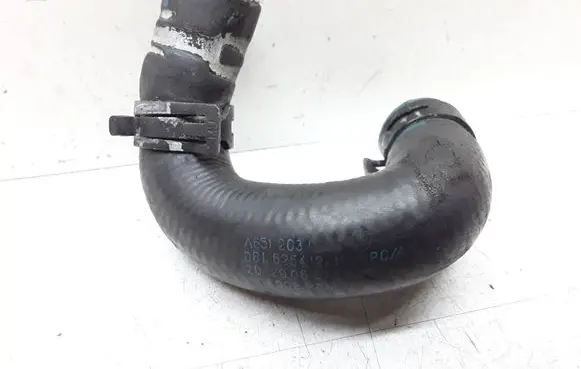 Mercedes-Benz C W204 Engine coolant pipe/hose A6512030882
