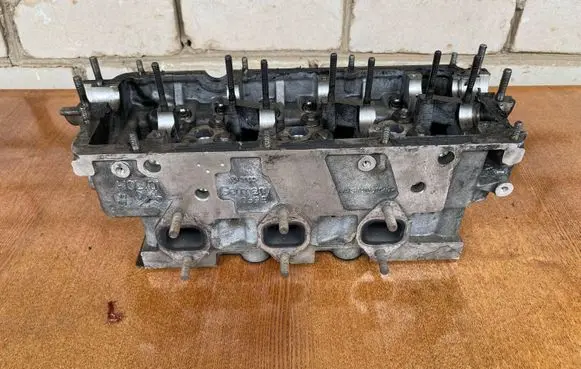 Audi A6 S6 C5 4B Engine head 059E 00178853 03911