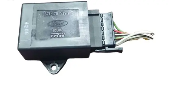 Ford Mondeo Mk III Light module LCM 3S7T17D539AC