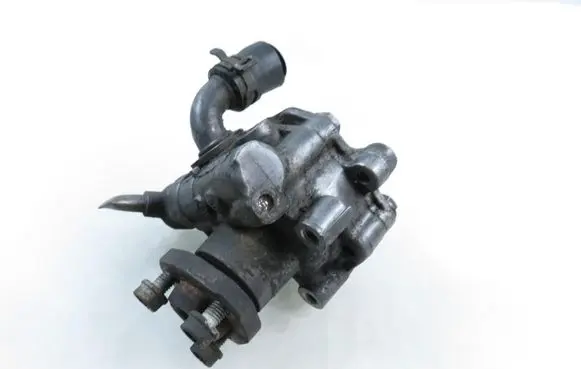 Volkswagen Caddy Power steering pump 2K0422154