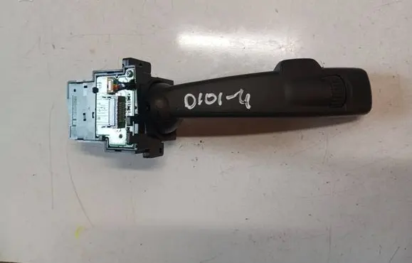 Volvo V40 Indicator stalk 31456045