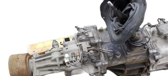 Mitsubishi L200 Gearbox transfer box case 