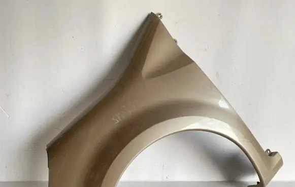 Renault Modus Fender 8200098309G