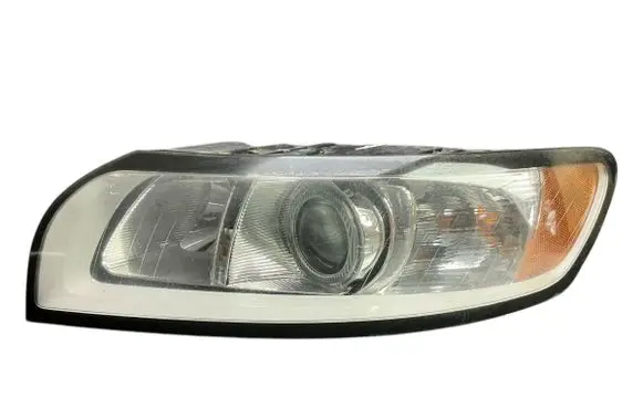 Volvo V50 Headlight/headlamp 31265700 0301237601