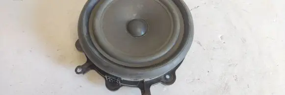 Audi A3 S3 8P Front door speaker 8P0035411 8E0035411