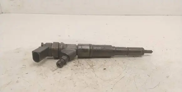 Fuel injector