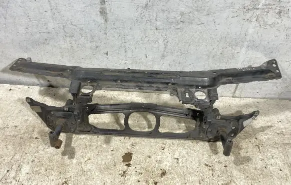 BMW 3 E46 Top upper radiator support slam panel