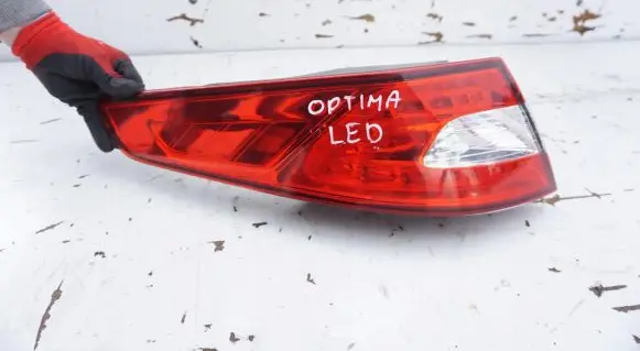 KIA Optima Rear/tail lights
