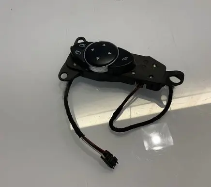 Mercedes-Benz E W211 Wing mirror switch 2118208510 626580 03211011