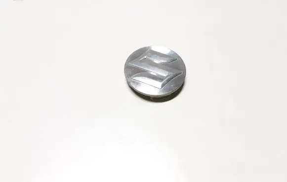 Suzuki Grand Vitara II Original wheel cap