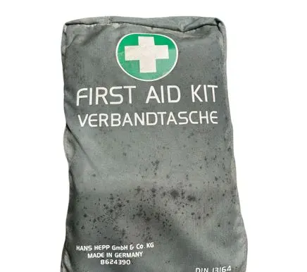 Volvo S60 First aid kit 8624390 450209 007418252607