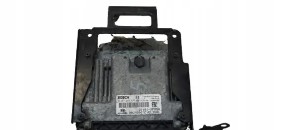 Hyundai ix35 Engine control unit/module 391012F250