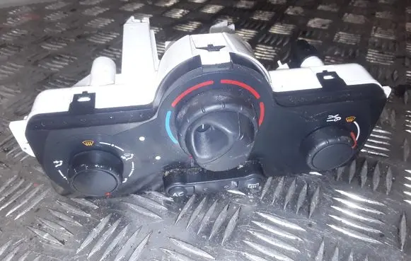Renault Modus Climate control unit 69597003