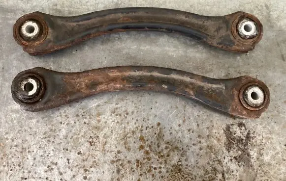 Mercedes-Benz C W203 Front control arm