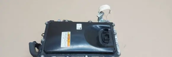 Toyota C-HR I Voltage converter inverter G9200-47330 G920047330