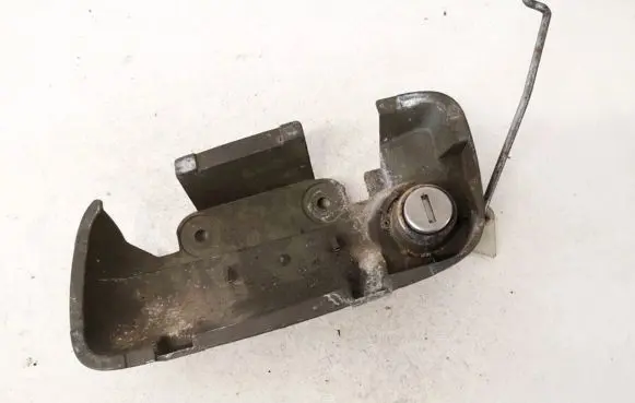 Opel Zafira A Front door lock (next to the handle) 
