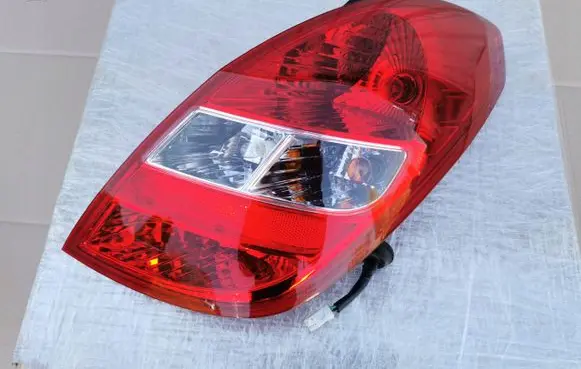 Hyundai i20 (PB PBT) Rear/tail lights 1J000