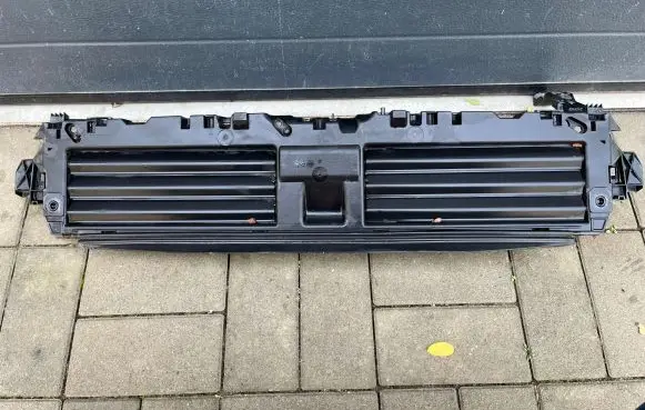 Audi A4 S4 B9 Intercooler air guide/duct channel