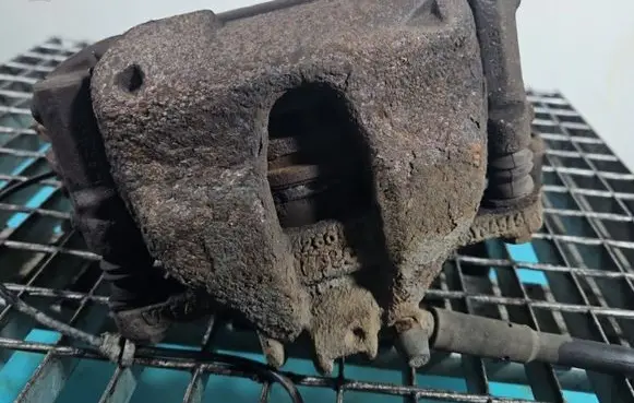 Peugeot 3008 I Front brake caliper IMPRK1397464