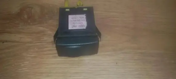 Fog light switch