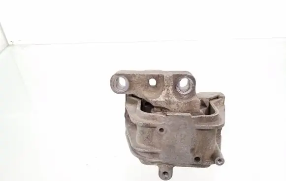 Volkswagen PASSAT B6 Engine mount bracket 1K0199262P
