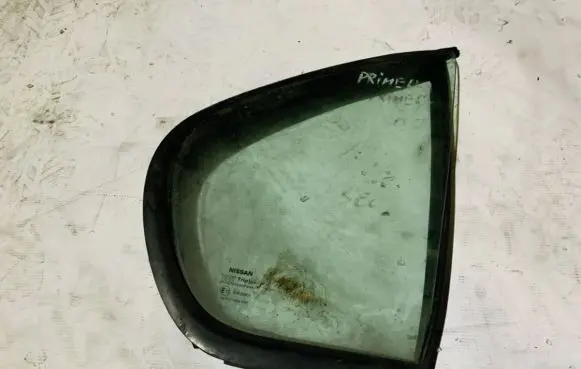 Nissan Primera Rear vent window glass 