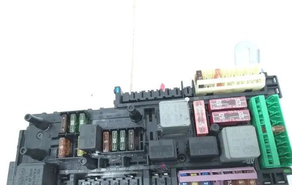Mercedes-Benz E W212 Fuse box set A2129003702