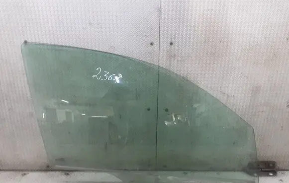 Mazda 2 Front door window glass four-door