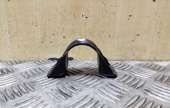 Jaguar XF X250 Sway bar bush bracket, front AW935486AA