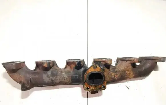Opel Omega B1 Exhaust manifold 2244965